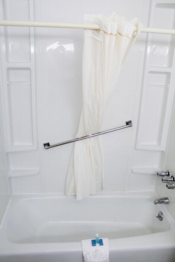 Chaparral Motor Inn image 6